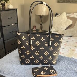 Black and Gold Designer Tote Bag